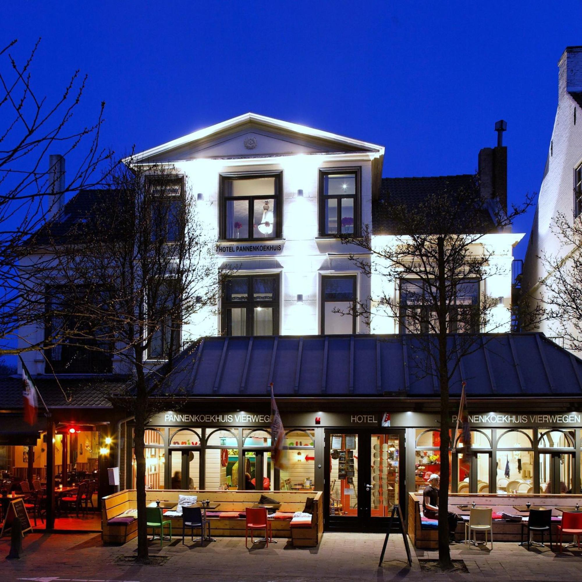 דומבורג Hotel Pannenkoekhuis Vierwegen מראה חיצוני תמונה